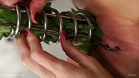 Ông dit nhau nhật bả ...