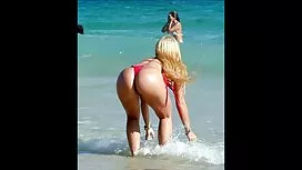 Cô gái xinh đẹp sinh ...