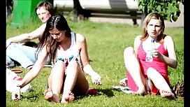 Ít sô-cô-la phủ dit  ...