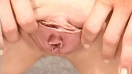 Chạm vào con sex dit ...