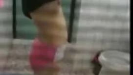 Cầu thủ bóng rổ tình ...