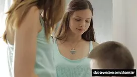 Elena Vega sẽ được v ...