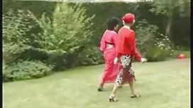 Cái dit nhau gai nha ...