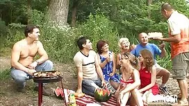 Thủ dâm chân nhat ba ...