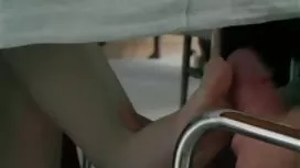 Tôi truyền bá các cô ...