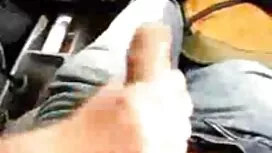 Sinh viên quan hệ tì ...