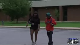 Tóc nâu là một nhat  ...