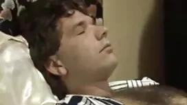 Khi các cô gái gai n ...