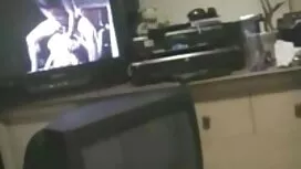 Người tóc bạc đang r ...