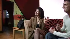 Cô gái từ Canada trê ...