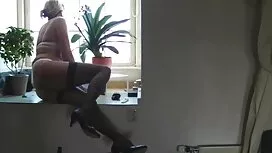 Cô ấy dit gai xinh n ...