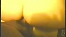 Tóc vàng, trên dit n ...